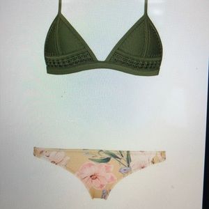 Triangl Swimsuit Set - Bikini Top and bottoms